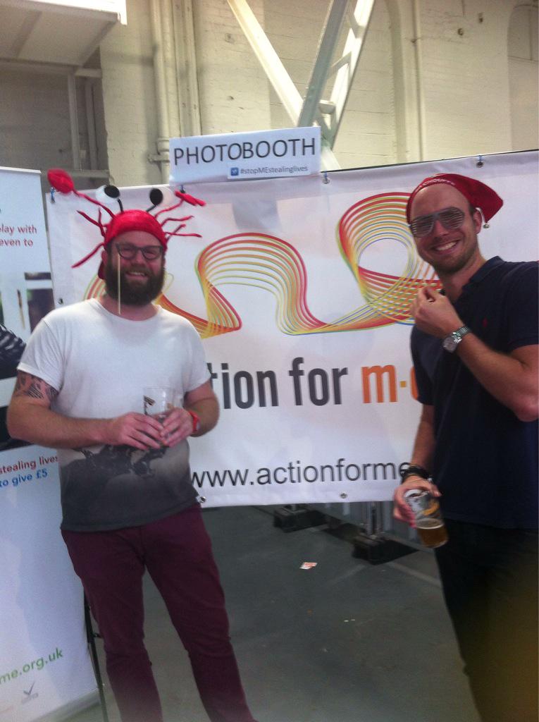 actionforme's tweet photo. Brilliant crab hat #GBBF2015 Thank you Chhapers @rhinopotophant for helping #stopMEstealinglives http://t.co/dDk23nOPMM