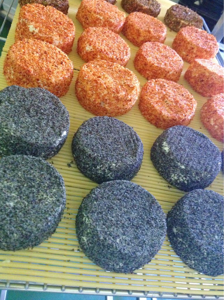 JLROYUELA's tweet photo. @LaTerrazaCasino vuelven los #quesosconsabor #feriapesquera @LACABEZUELA @cheesetruckSP @GASTROLOCURA @gastroeconomy http://t.co/ujAyhkf3EB