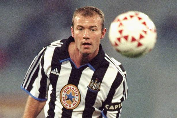 Happy 45th birthday to Alan Shearer!

He still holds the Premier League top scorer record with 260 goals! 