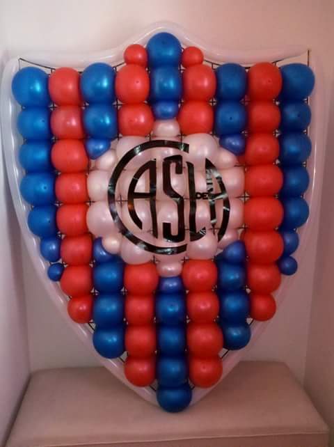 Globosofia's tweet photo. Un año atrás cumplíamos el sueño de todos los cuervos...inolvidable! http://t.co/r5xONT15NL