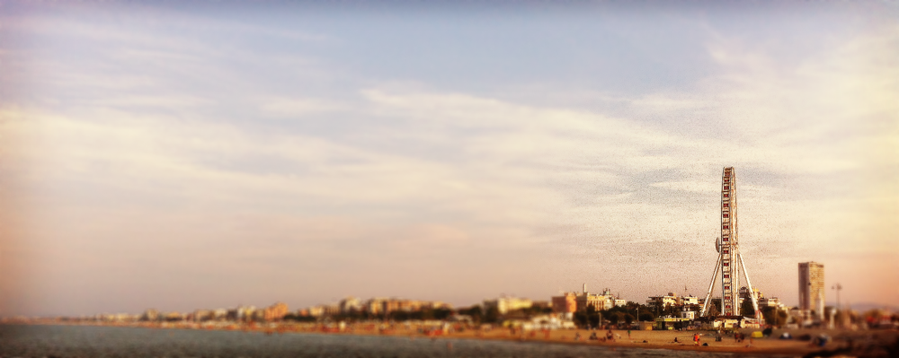 Rimini's big wheel and coastline
visit-rimini.com/photos/riminis…