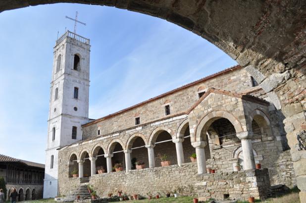 albaniaholidays's tweet photo. Old #churches and #monasteries in #Albania show roots of Christianity: #Zvernec #Ardenica #Labova #ShenGjergj http://t.co/nnKAWQOyUr
