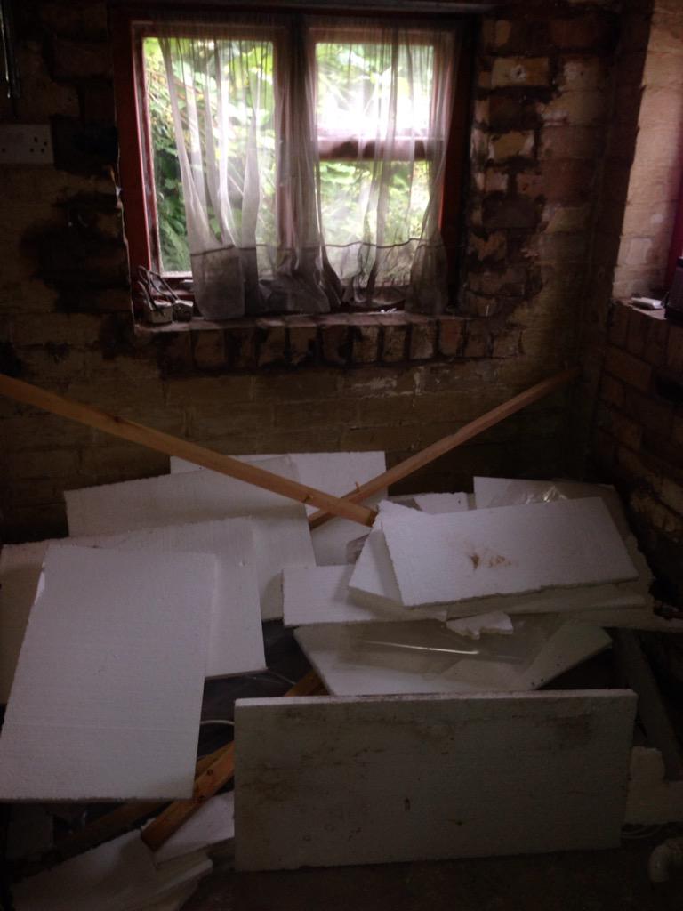 Gareth__Rees's tweet photo. It's easy to underestimate how many skips you're going to need... http://t.co/AvSaxMHIwD