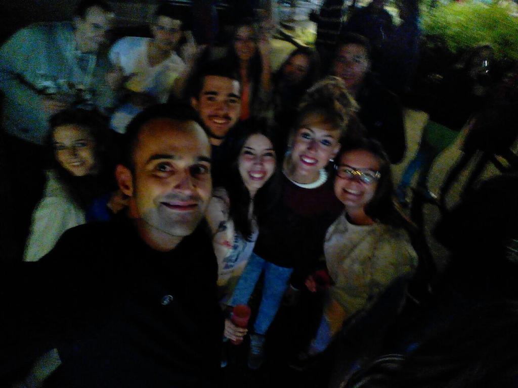 Patri_Patriciaa's tweet photo. Carrascosa 2015 🎉😁🍻 papachoongos y papayass 🙌👌 http://t.co/7vPt0jyF9B