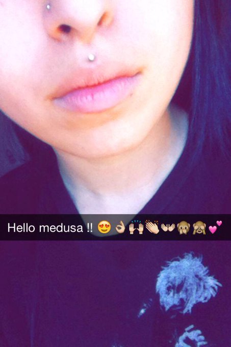 Got my medusa done . 😳😍👌😏🙈🙊👐🙌👏💕🔥☺️😉😘 http://t.co/hgGS9LvIXI