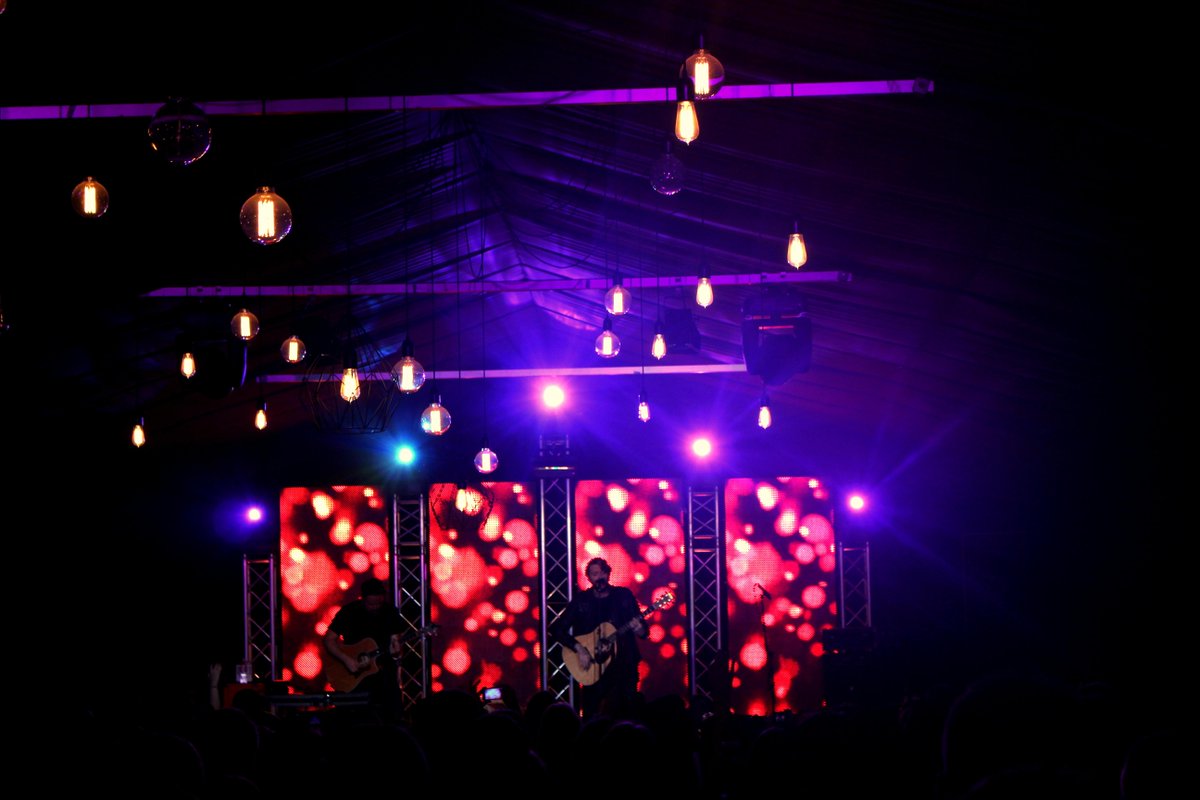 AliceXZH's tweet photo. @JamesArthur23 You owned the crowd yesterday!! <3 #Riga #Latvia #jamesarthur http://t.co/XxhgLlUUef