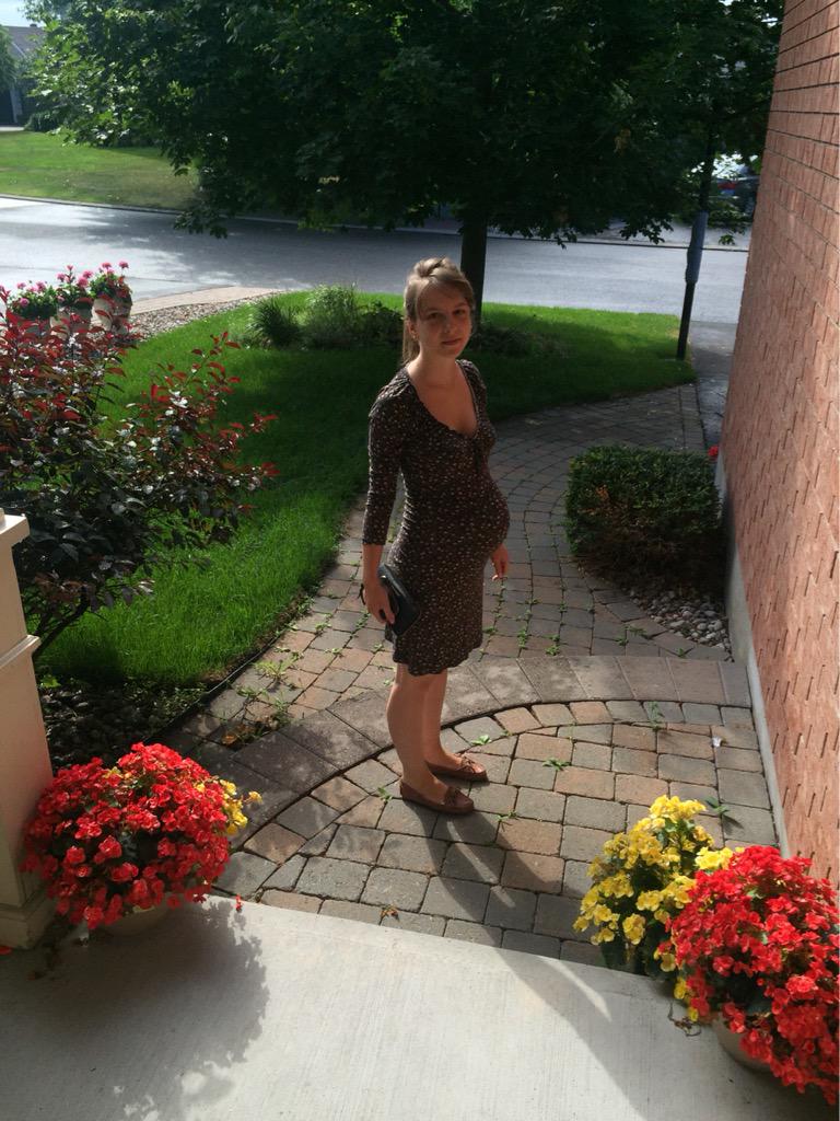 dmatute's tweet photo. expecting :) http://t.co/7vp4faZaba