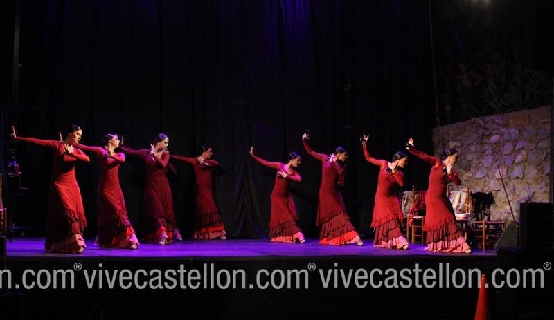 G9Danza's tweet photo. #G9Danza #9solo9 #9Mujeres #PasiónYSentimiento #ORFIM #OropesaDelMar

Fotografía: Pepe Lorite http://t.co/jhqr2jUASo
