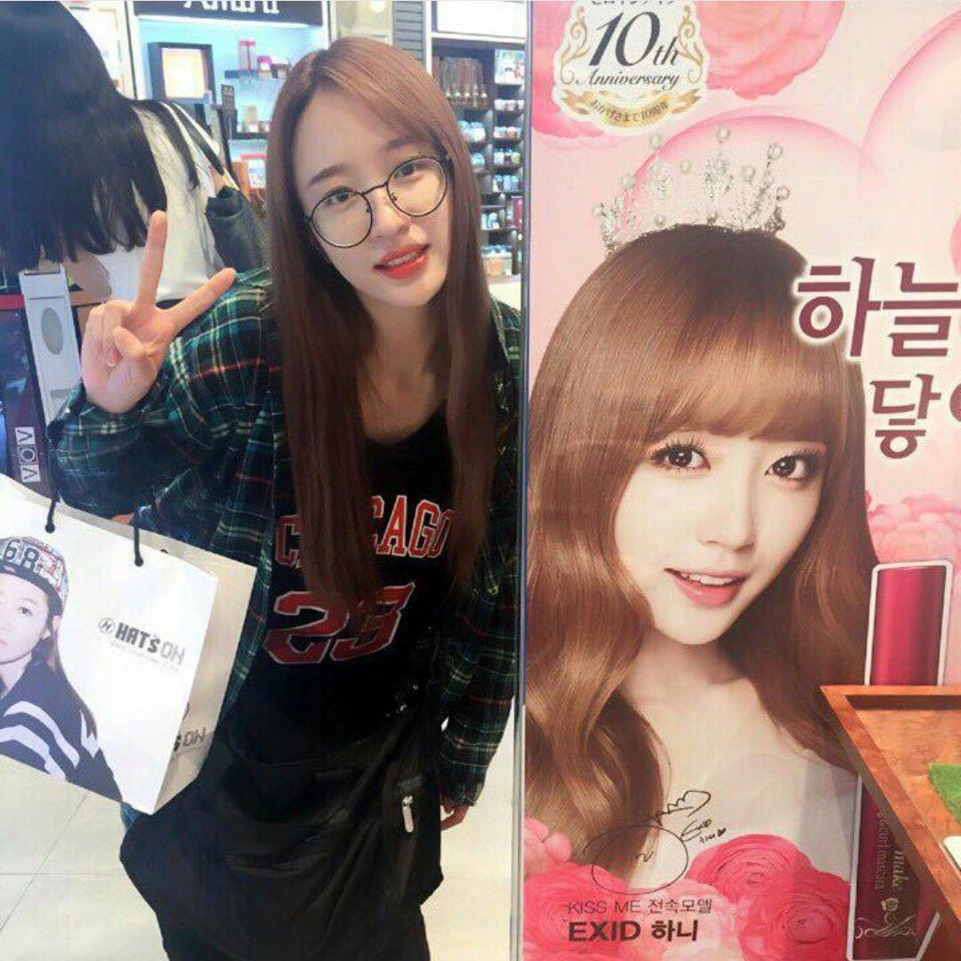 HaniEXIDb's tweet photo. http://t.co/s1i3Zje3lA