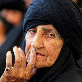 aliww604's tweet photo. ليش يايمه صافنه ويدج ع خدج يمه الصفنه مولج الي العدو http://t.co/DjZ7oMYnP1