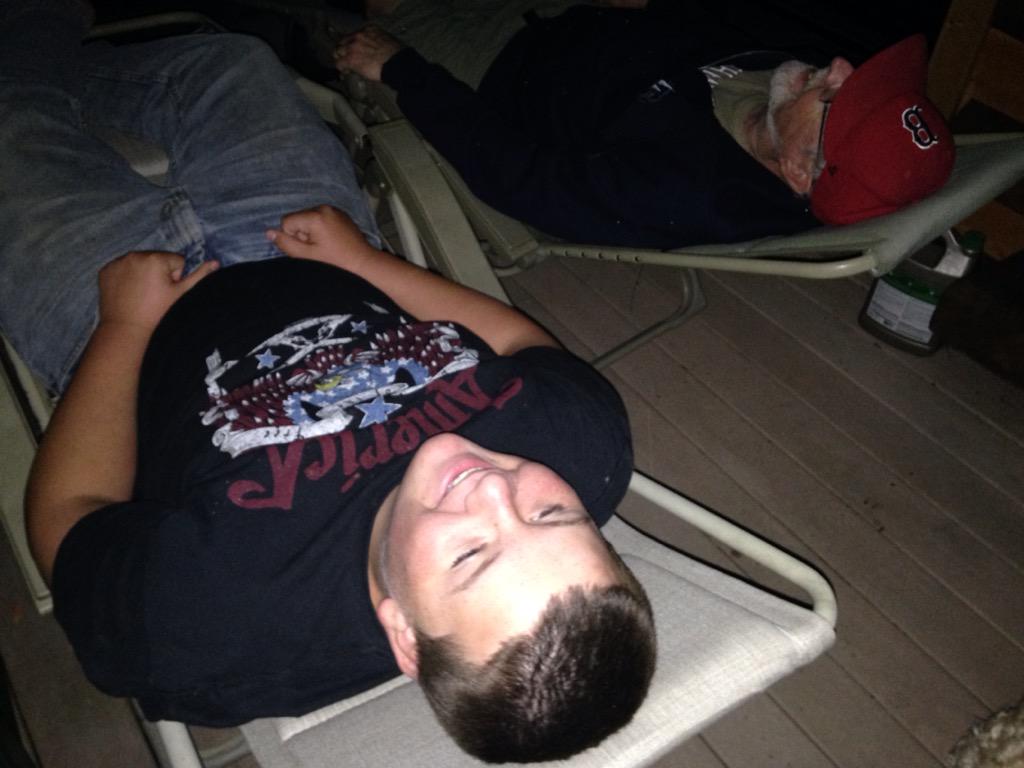 sogrn's tweet photo. Star gazing @ Grampy's http://t.co/WLar5TiZyD