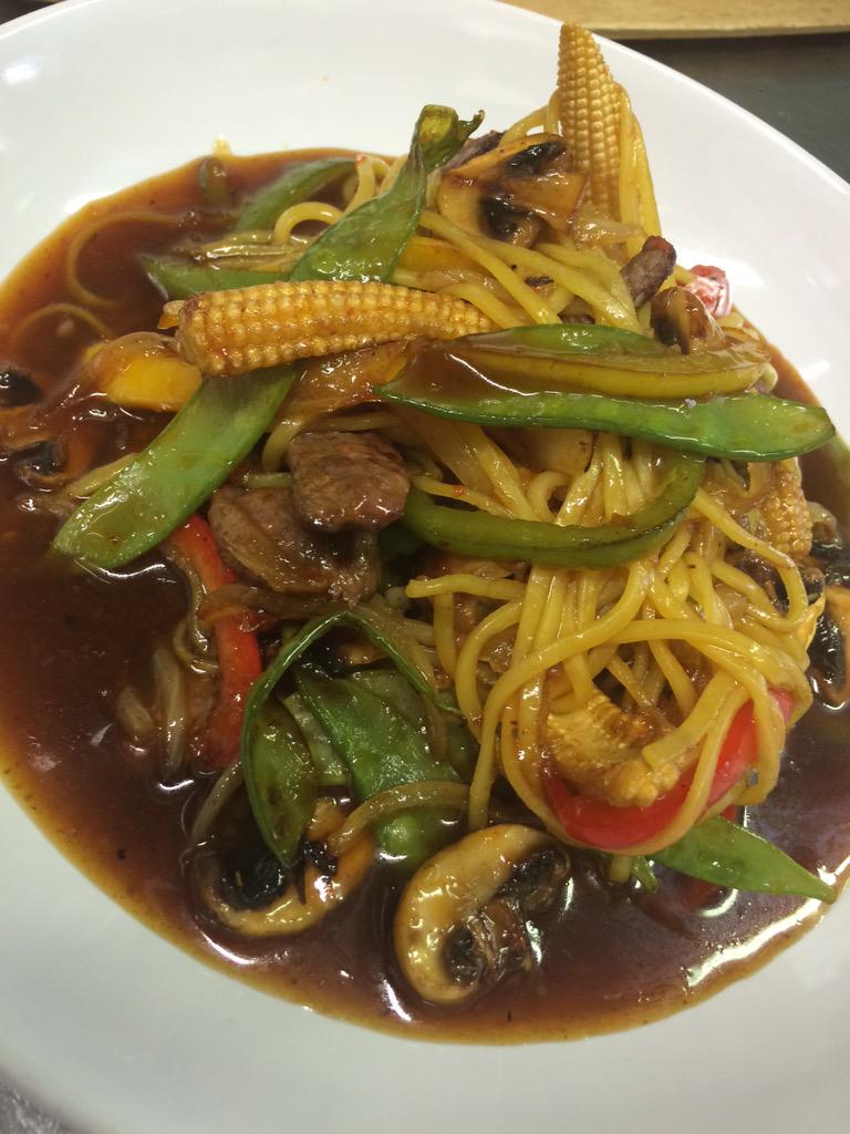 ChistinAn's tweet photo. A lunchtime favourite....chilli beef stir fry with soy and coriander noodles #anchistin #Belfast http://t.co/PytJCQywK1