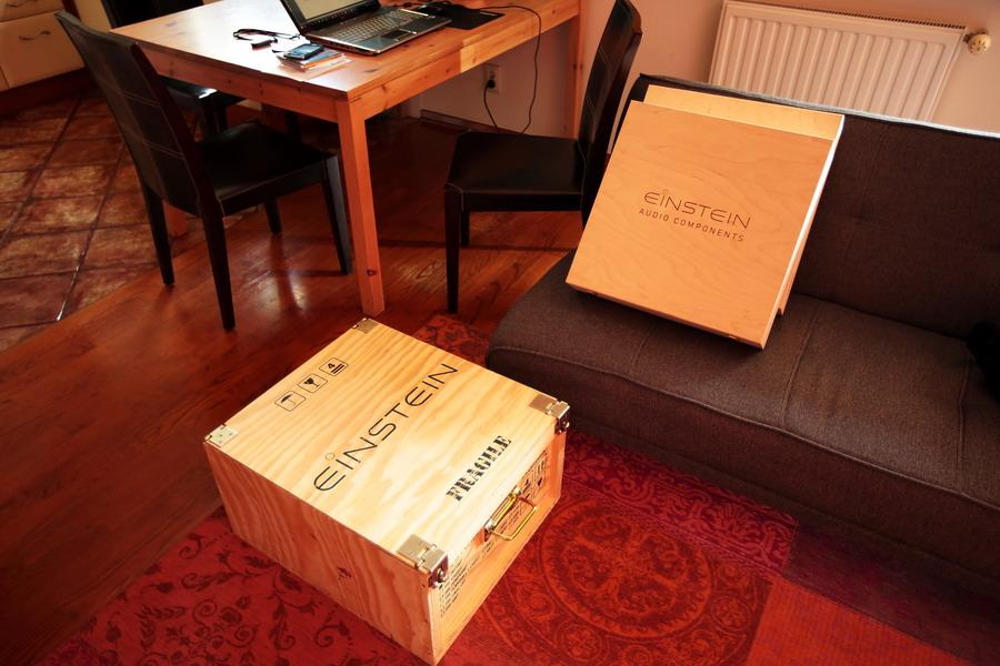 HighFidelityPL's tweet photo. Już za momencik do sieci trafi update @HighFidelityPL, a w nim recenzja tego high-endowego duetu od Einsteina. Cudo. http://t.co/0WEJWo7SMU