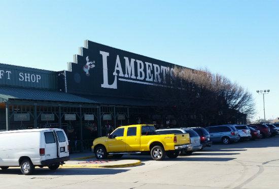 whnt's tweet photo. Man sues ‘Throwed Rolls’ restaurant after he was hit, injured by roll http://t.co/j2aU9MNiDb http://t.co/pAqEzA7Icb