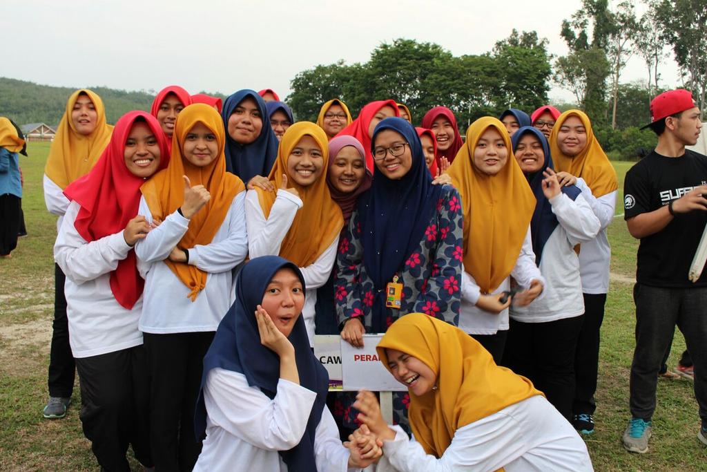 _persidauitmj's tweet photo. #TeamPersida #FamilyPersida #SeeBeyondNumbers #ThisIsHowWeRoll 😎😎😎🔥🔥🔥 http://t.co/G5s8h2cxql