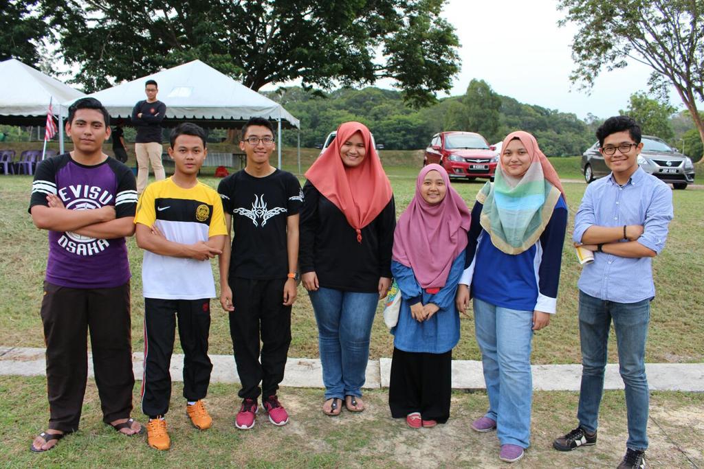_persidauitmj's tweet photo. Exco-exco Persida yg turun memberi sokongan(maaf tak semua dpt hadir)
#TeamPersida #SeeBeyondNumbers 
@MSPjohor 😉😉 http://t.co/hIG49GQvIK