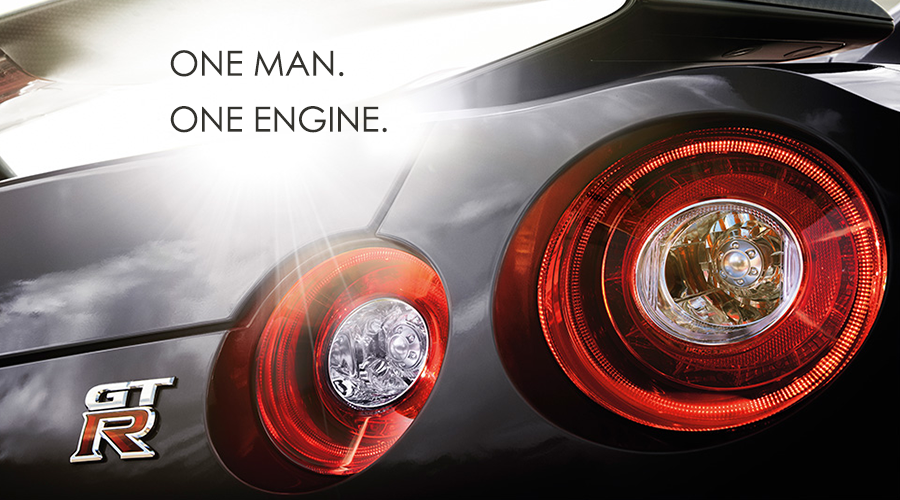 GTRHatfield's tweet photo. Each #gtr engine is hand-assembled by a single technician - and proudly bears a plaque carrying their signature! http://t.co/At91zkmHkM