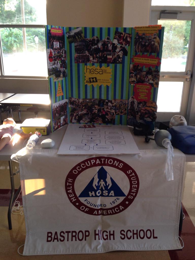 BastropHOSA's tweet photo. HOSA has a table at freshman orientation http://t.co/za7CUDjgAw