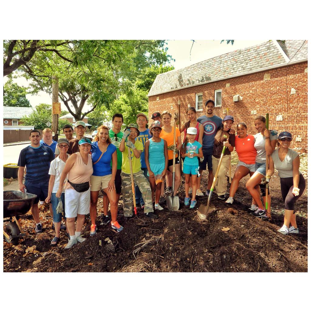Pitkin87 (@pitkin87) on Twitter photo Special thanks to <a href="/NYRP/">New York Restoration Project</a> for supplying us with this gorgeous compost mound for our soon to be garden in Queens ! Special thanks to <a href="/NYRP/">New York Restoration Project</a> for supplying us with this gorgeous compost mound for our soon to be garden in Queens !