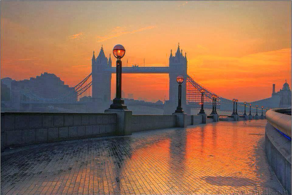 London Sunrise #London  #photography rt <a href="/Gabriele_Corno/">Gabriele Corno</a> <a href="/GWPStudio/">Greg Wilson</a>