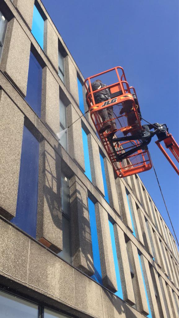 djtcontracts's tweet photo. Specialist high level exterior cleaning
#djtcontracts      #hiltonhotels http://t.co/uZ97JTos6G