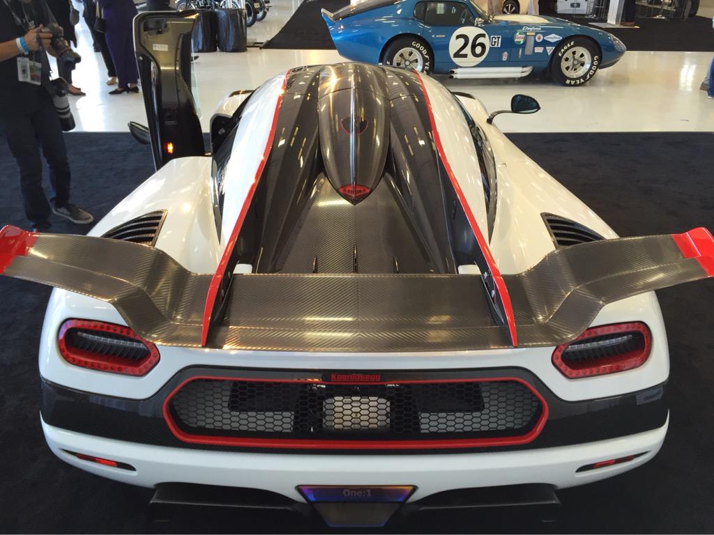 koenigsegg's tweet photo. Our final One:1 was the star of the show last night at McCalls in Monterey. #lovewasintheair #koenigsegg #one1 http://t.co/eyEf8tRVUs
