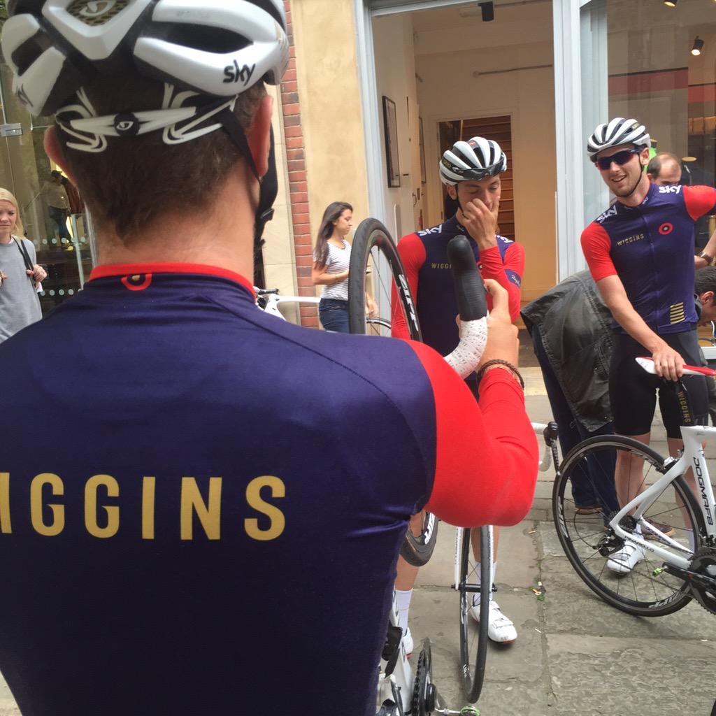 OfficialWIGGINS's tweet photo. Watch out Manchester #WIGGINS are off for a cycle http://t.co/gey6jwWKX4