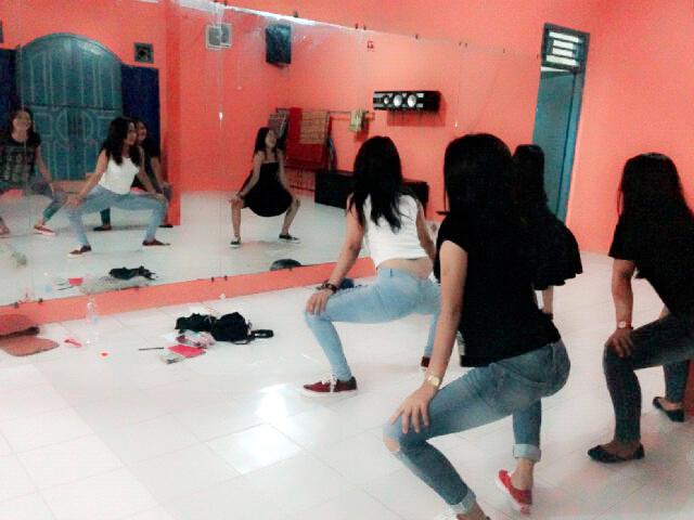 SUNDOLLS SEXT DANCER tweet media