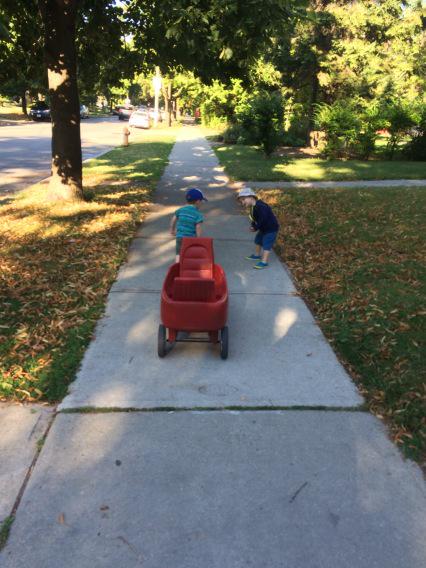 babytobin's tweet photo. Attention, parents: your wagon-pulling services are no longer required. Pink slips in the mail. #kidpowered http://t.co/r9iw35TLHP