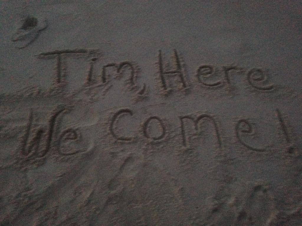 cgilliam4's tweet photo. Friday night!! @TheTimMcGraw http://t.co/YtHPoaO3AU
