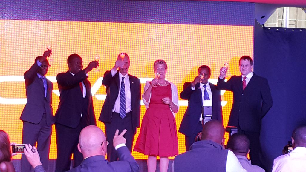 Ladhatamu's tweet photo. Toasting to the official opening of Oracle Office Kenya. Cheers..come join us....#OracleKE #Oraclenewoffice @OracleKE http://t.co/Tqd0h2tGeR