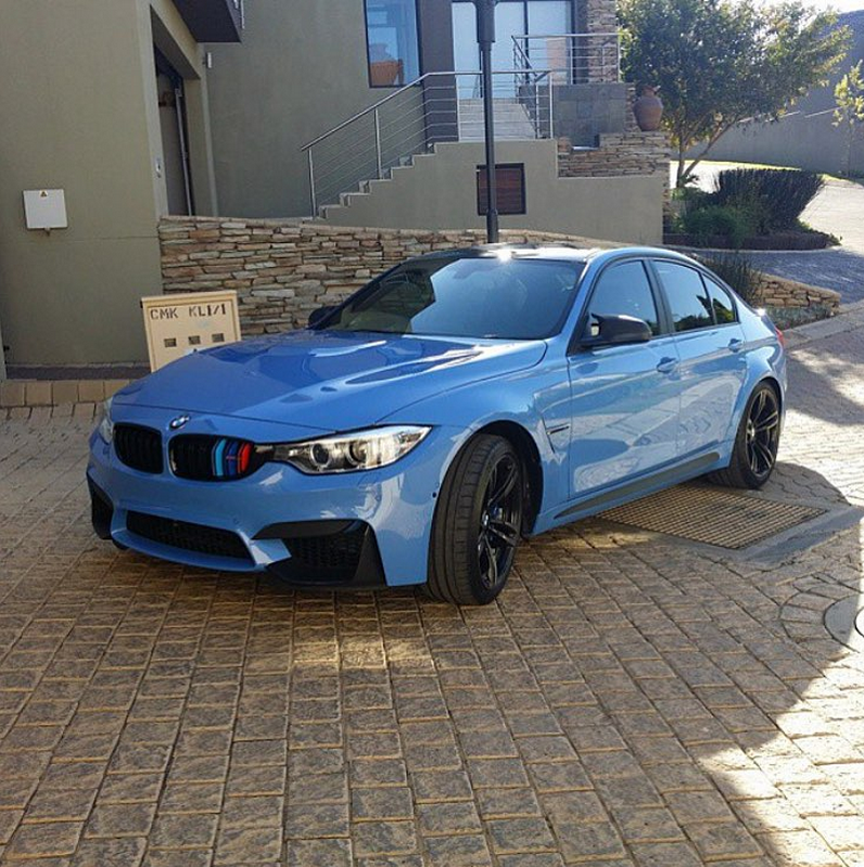 VehlcIe's tweet photo. BMW M3  https://t.co/WfCNL4KjGO