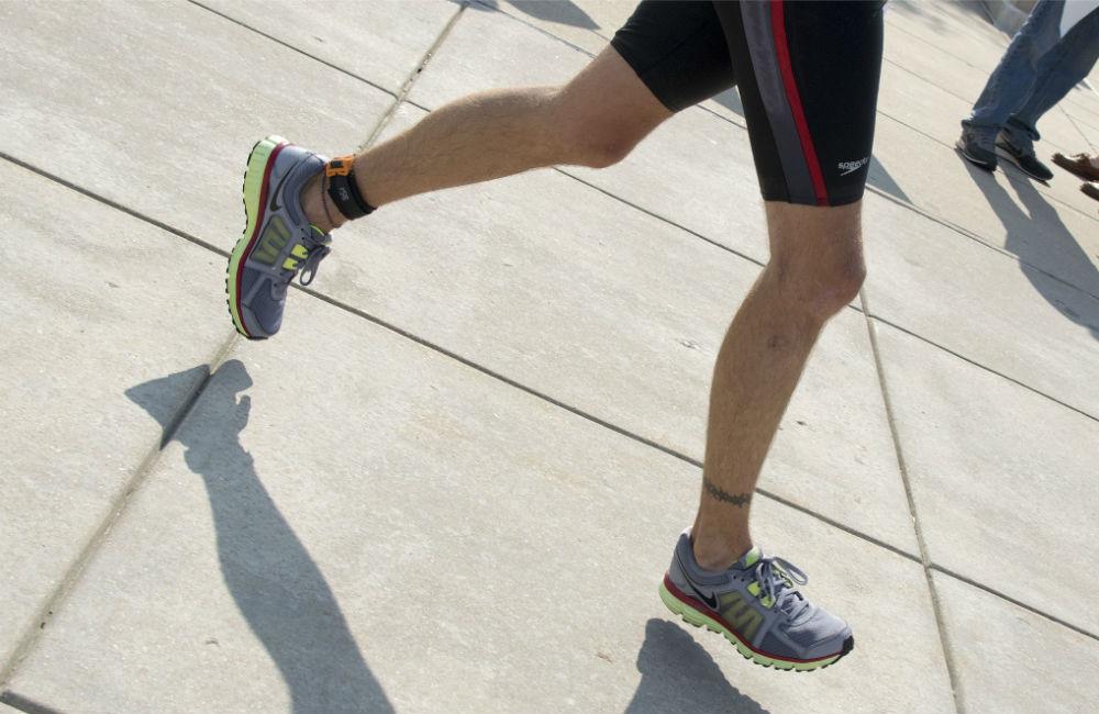 Have pain in your feet or knees when running? <a href="/briandessart/">Brian T. Dessart</a> talks how to prevent it nwsdy.li/1hzGhV4