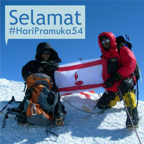 Selamat #HariPramuka54 dr puncak Gunung Denali, Mc Kinley, Alaska Amerika Utara
Jaya selalu Pramuka Indonesia :D