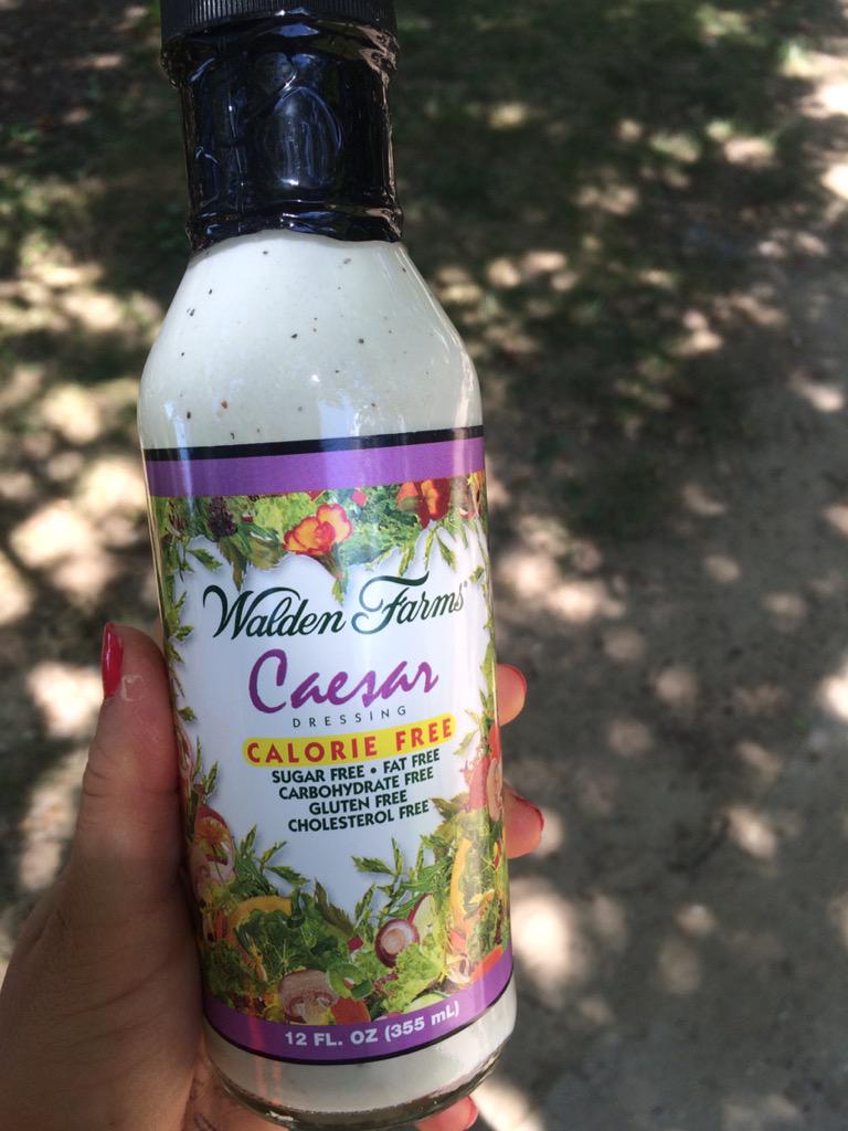 ThatHungryGirl's tweet photo. Just made THE best kale Caesar salad with this stuff 😍😛😋 #gamechanger http://t.co/8nOAW7DZVn