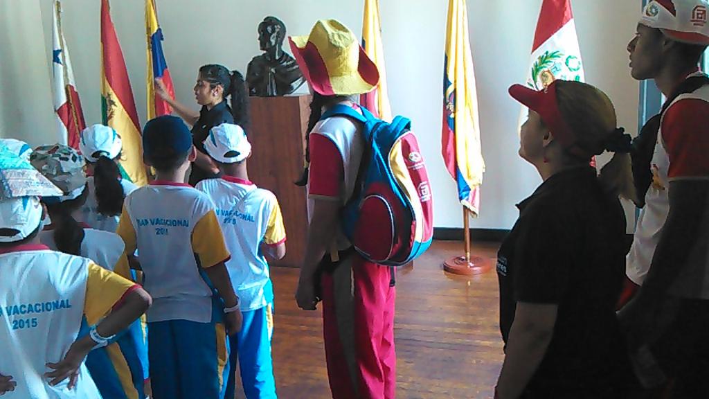 CBOTurismo's tweet photo. Plan Vacacional Ferrominera visita #CiudadBolivar recibidos por @heresturismo @comandosergioh @rangelgomez @SGMHeres http://t.co/t8s6myjVpT