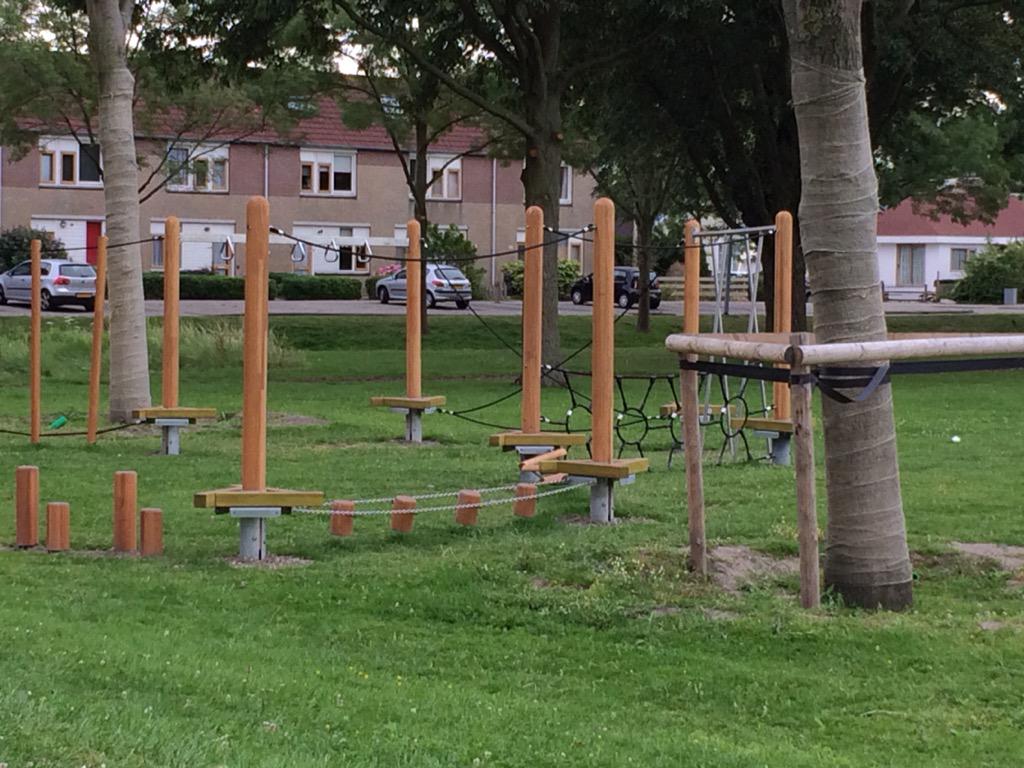 Na een brief van de leerlingenraad heeft de gemeente het grasveld echt aangepast!