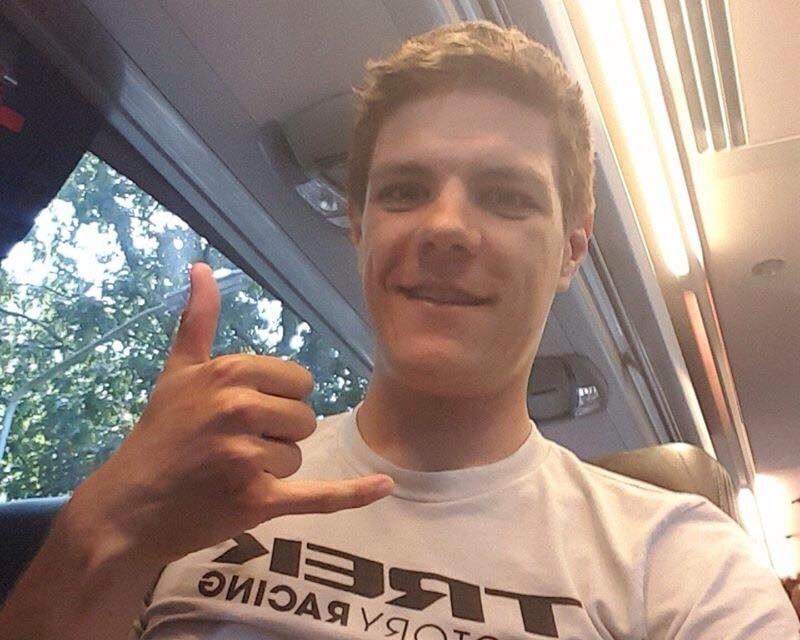 bock_stef's tweet photo. Thanks @Jasperstuyven for supporting me ! Small things are gold ! Wish you the best of luck at #enecotour #all4stef http://t.co/kL0mYUeCxc
