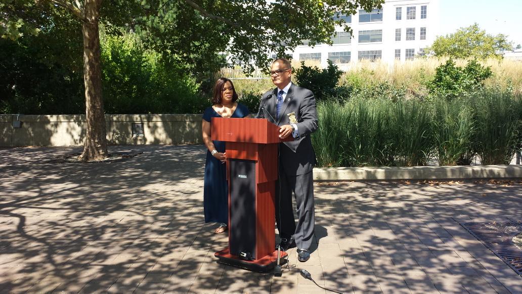 ChiefBlackwell's tweet photo. Proud to continue supporting the Black Family Reunion. Of the orig. 26 cities, Cincy is the only remaining in the US! http://t.co/xQjpyCCIPl