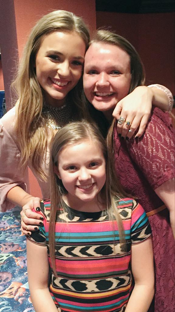 Happy happy birthday to the beautiful Lennon Stella!!     