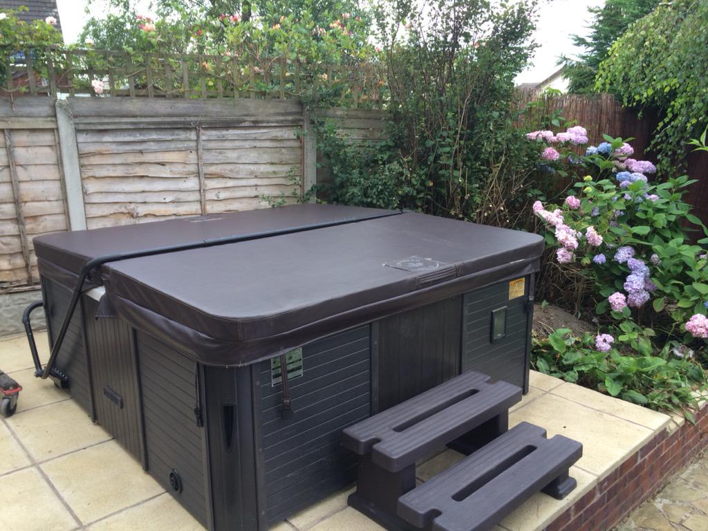 Hot Tubs North West (HottubNorthWest) Twitter