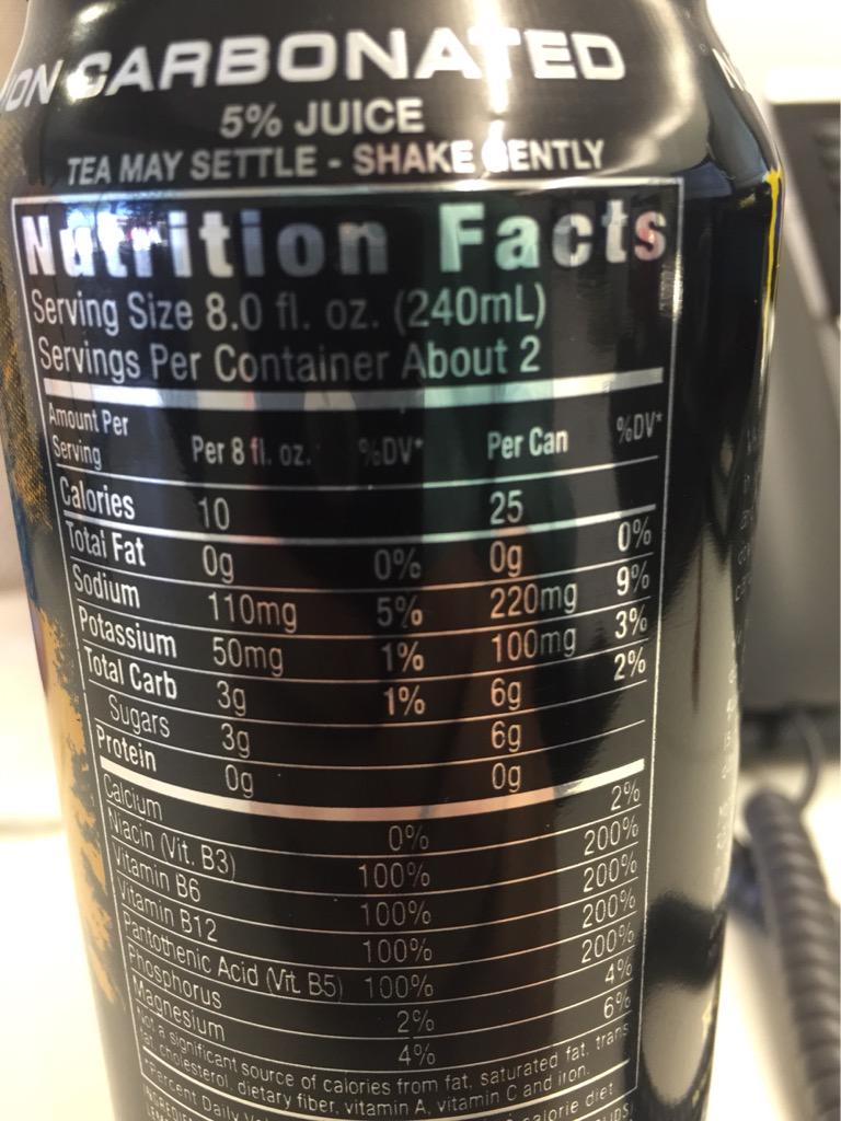 BuffaloViews's tweet photo. @MonsterEnergy  Please explain how in a 15.5 Fl oz drink that there is 10 calories in the first 8oz but 25 in 15.5 oz http://t.co/dfKQIv6ppR