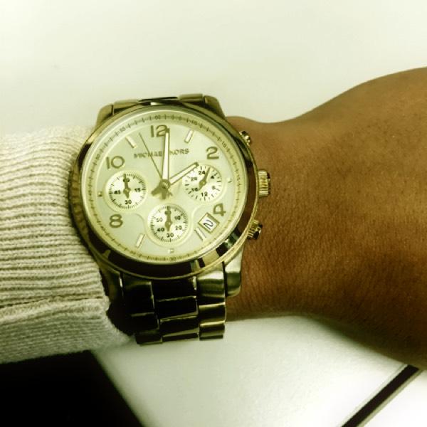 checkheroutnow's tweet photo. I love my @michaelkors watch #Accessorize https://t.co/oIq93FDNgD http://t.co/kEIdAye2Fk