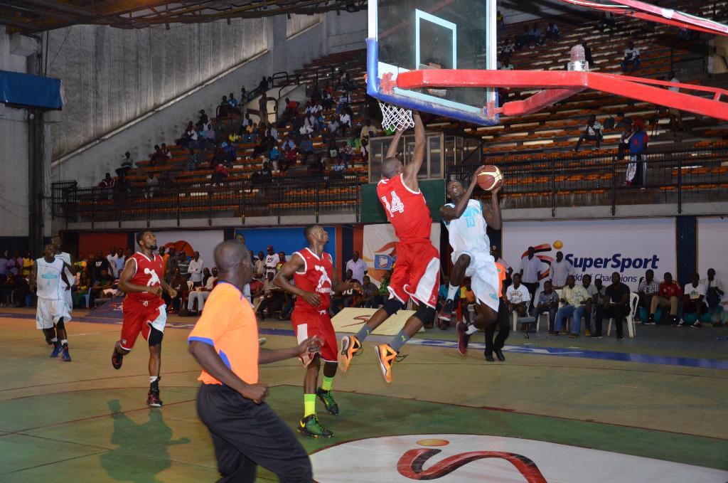 UNIONBANK_NG's tweet photo. Dunk!  #final8playoffs #teamunionbank #basketball #Dunk #dstvbasketballleague #thegame #action #Jump http://t.co/Q8ehLEGwQF
