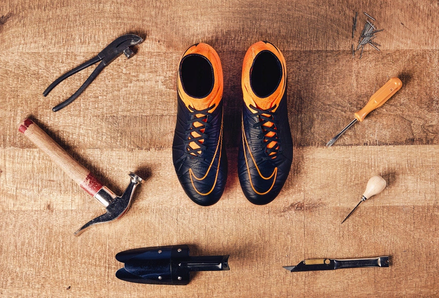 BonSportant's tweet photo. Nike Tech Craft: una nueva propuesta artesanal de Nike | http://t.co/VoOtOfGeOw http://t.co/SVmUO9dKte