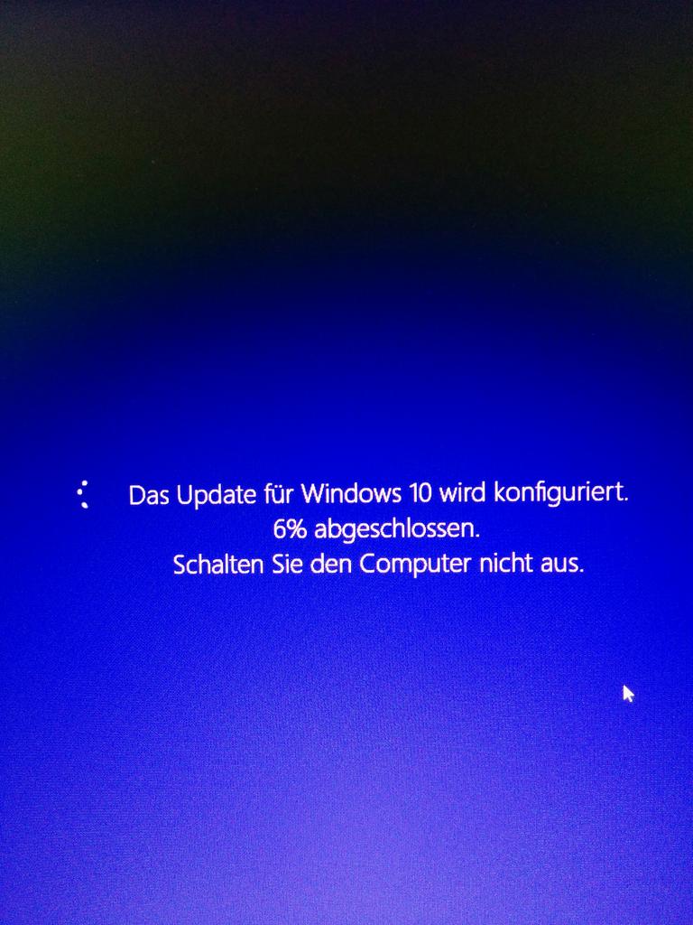 dnlkntt's tweet image. Lets see where this leads to :). #windows10upgrade