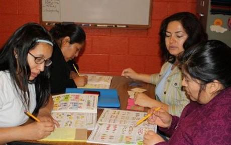 lasillarota's tweet image. #LSRMichoacán Buscan #alfabetizar a Michoacán goo.gl/Qq7yrt