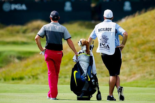 PGATOUR's tweet image. Afternoon's featured group:
Spieth: -1
McIlroy: -1
Johnson: +3
#PGAChamp