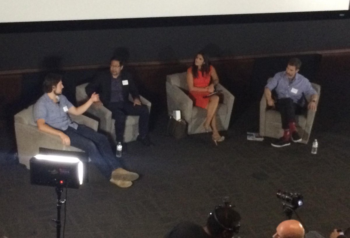 VNTANAlive's tweet photo. "We're focused on the shared experience and creating engagement for brands" - Ben Conway @USC_ICT #gtech15 #holograms http://t.co/Y3cdlzXcFw