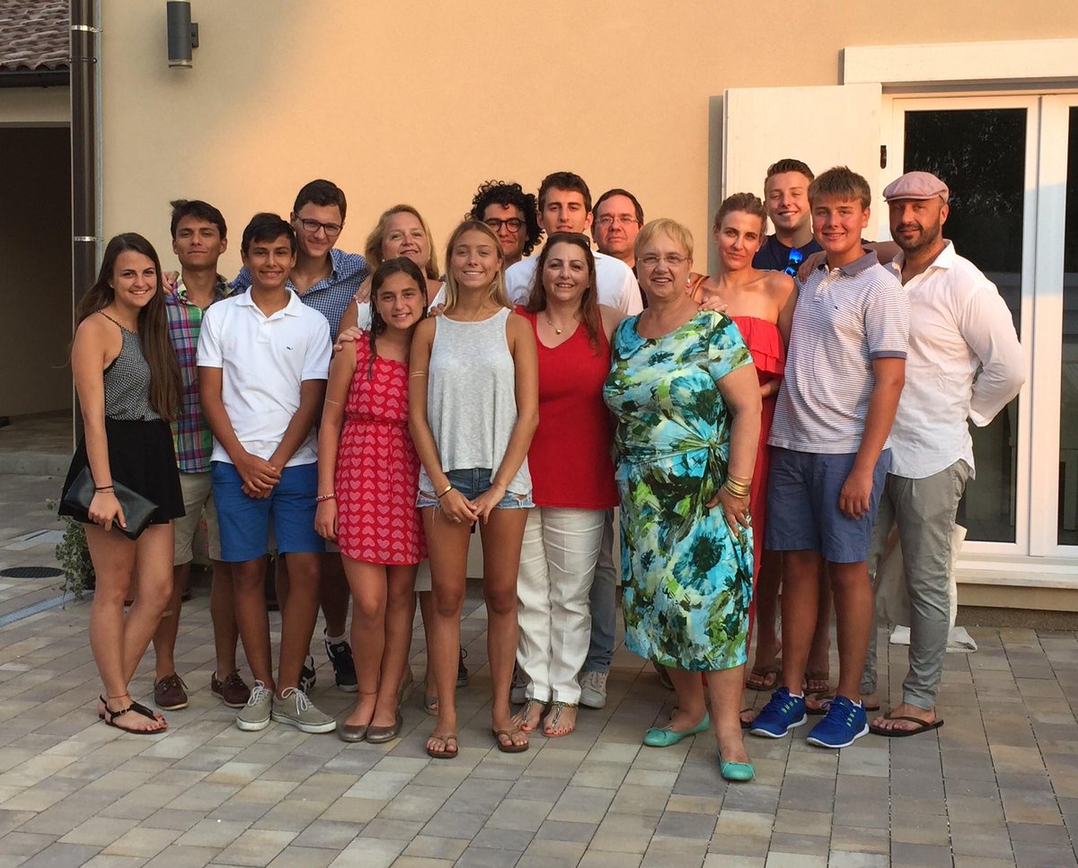 TanyaBastianich's tweet photo. Almost the whole gang except Corrado! #TanyasTravels #TanyasFamilyPhotos http://t.co/uJgPjy4eob